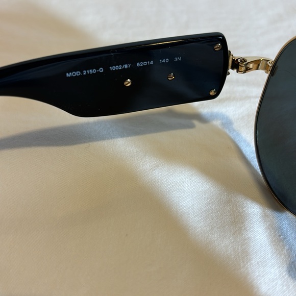 Versace Medusa Baroque Sunglasses - Picture 5 of 12